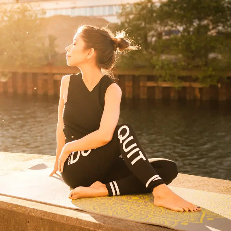 Yoga outfits and joggers: how to combine comfort and style? 